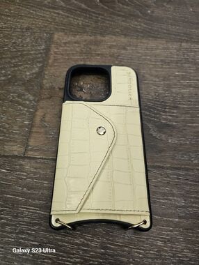 Bandolier Ivory Croc/gold Phone Case Wallet Missing Straps   iphone 16pro